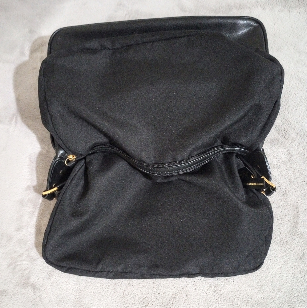 Vintage Aigner Black Leather Bag Gold Tone Hardware - Picture 5 of 10